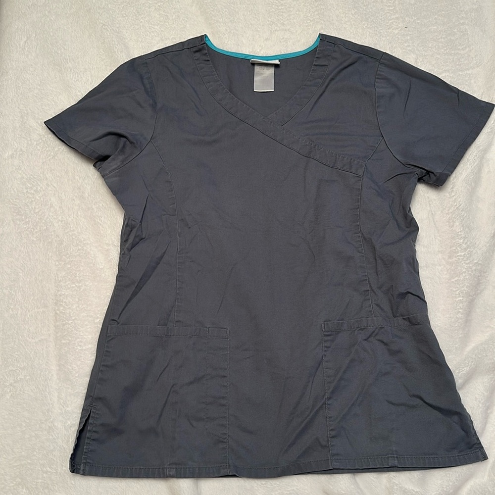 Scrub top